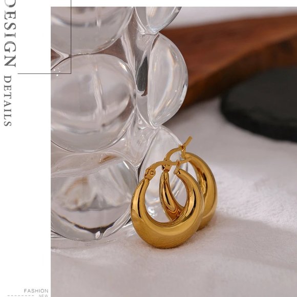 New 18K Gold Plated Round Hoop Earrings 9a - Picture 6 of 7